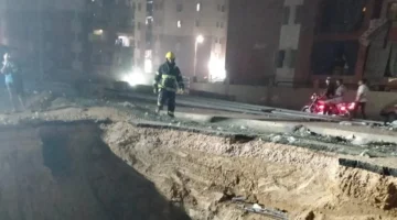 سقوط سيارة ملاكي داخل حفرة بعمق 6 أمتار في منطقة المقطم